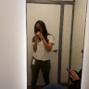 Meet your Posher, Thea